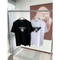 프라다 반팔티 (해외배송)