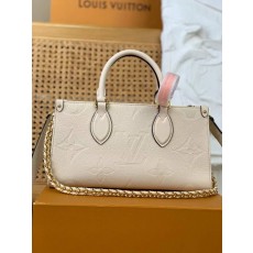 루이비통 24 온더고 이스트 웨스트 M23698 수작업버전 25x13x10cm