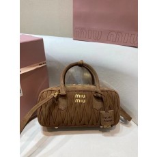 미우미우 27x12x9cm