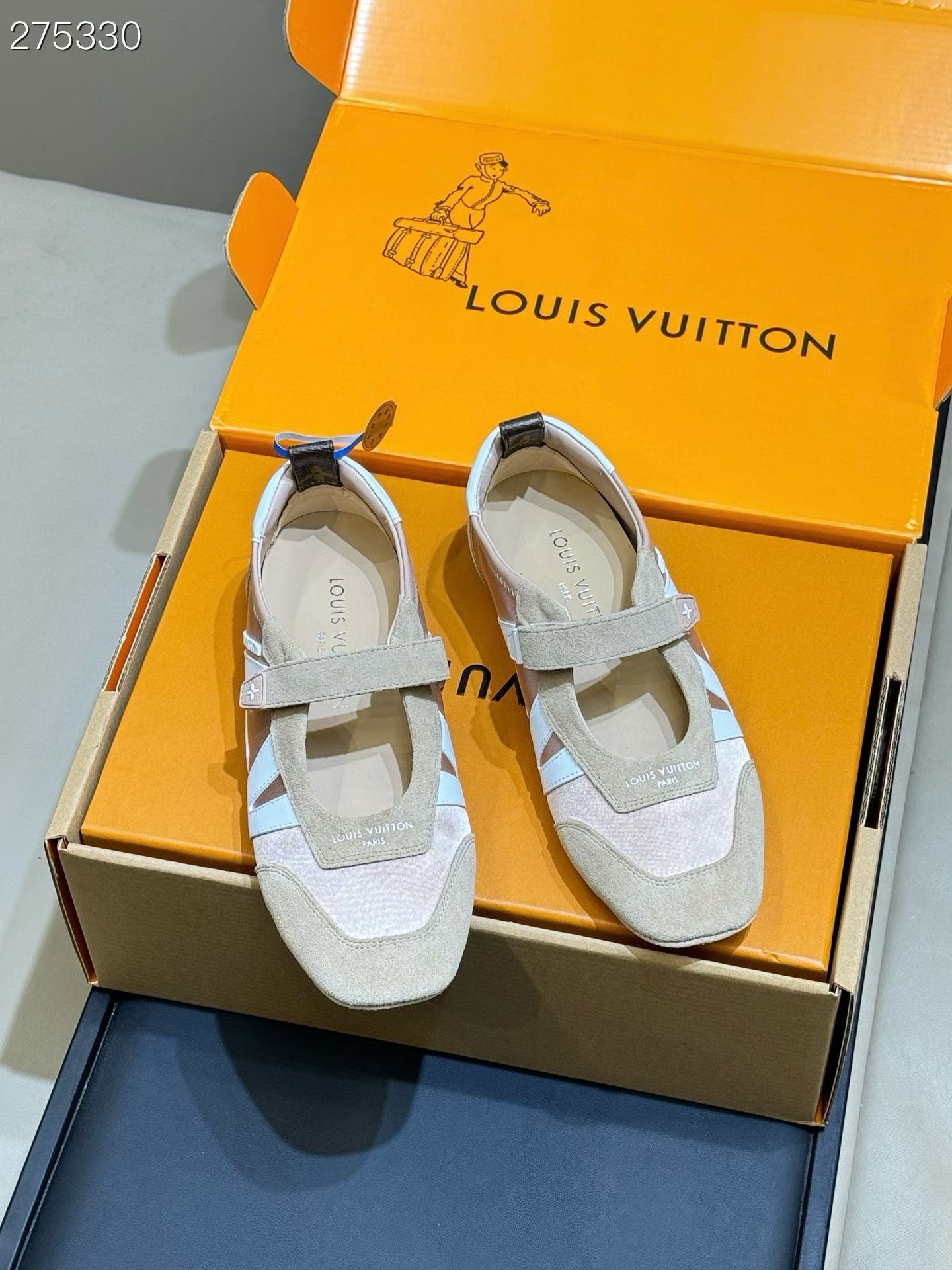 루이비통 26SS 베이비 LV 스니커리나 메리제인