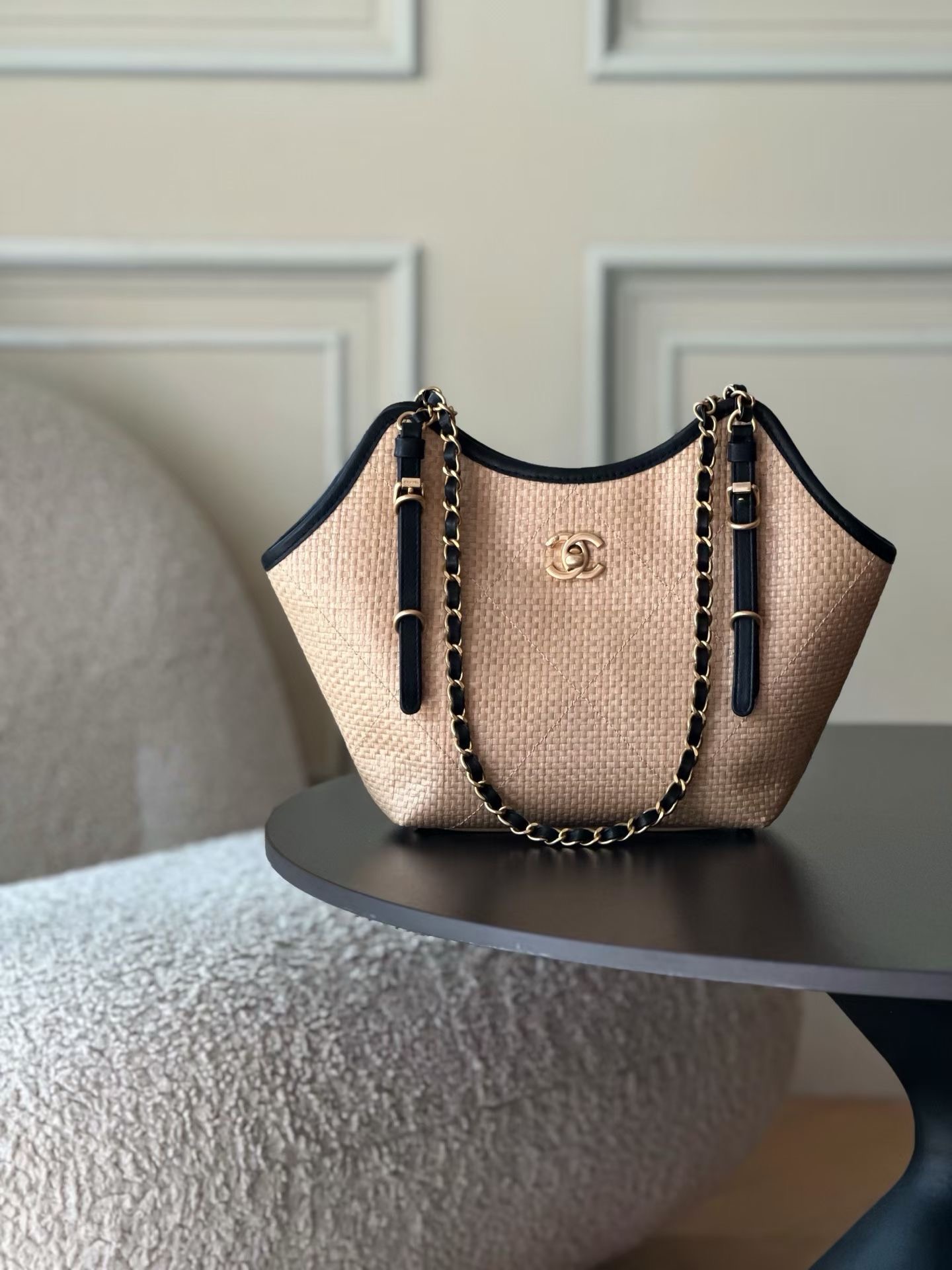 샤넬 26c 라피아 스몰 AS6015 20x31x20.5x7cm(스트랩55cm)